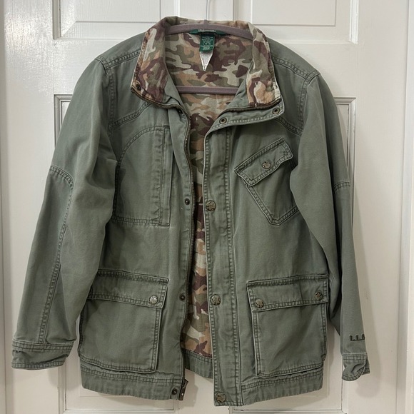 L.L. Bean Other - LL Bean VTG Lg 14-16 Kids Green Canvas Camo Lined Field Chore Jacket   Adult S